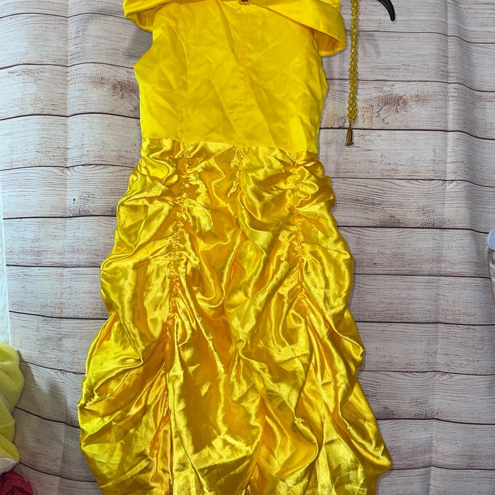 Disney princess  custome for girl size 6-7